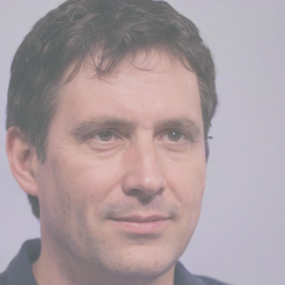 Portrait of Desmond Kightly, business advisor